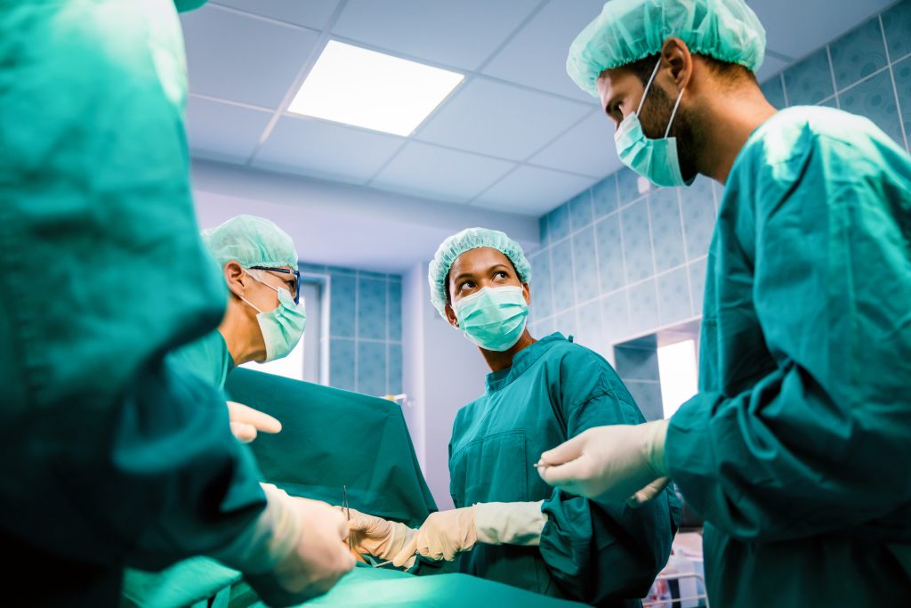 surgery team operating in a surgical room 2022 02 01 22 37 29 utc